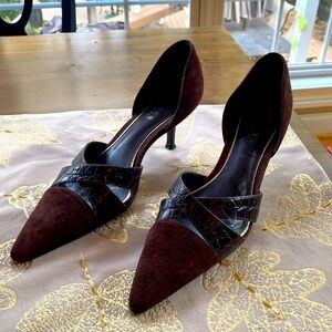Vintage Ralph Lauren brown suede heels , size 6.5